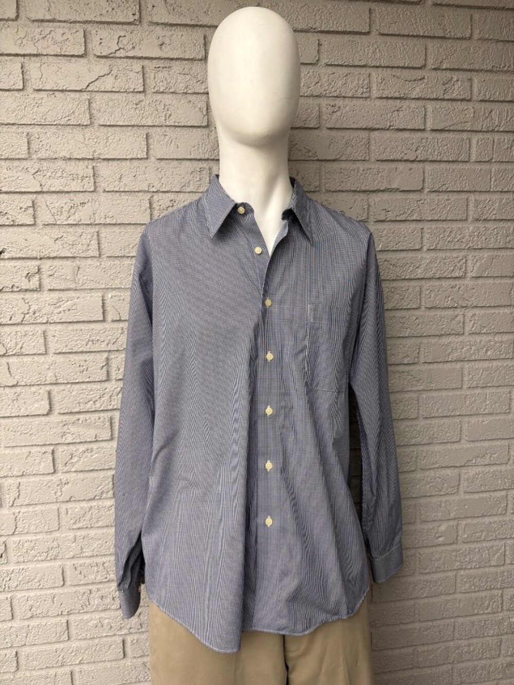 Eddie Bauer Men’s Wrinkle Resistant Long Sleeve  Blue Checkered Shirt Size XL